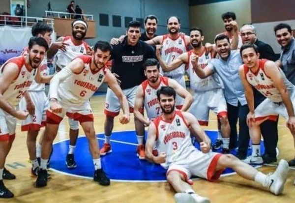 سلام توفارقان به لیگ برتر بسکتبال/ آذرشهری‌ها فینالیست شدند