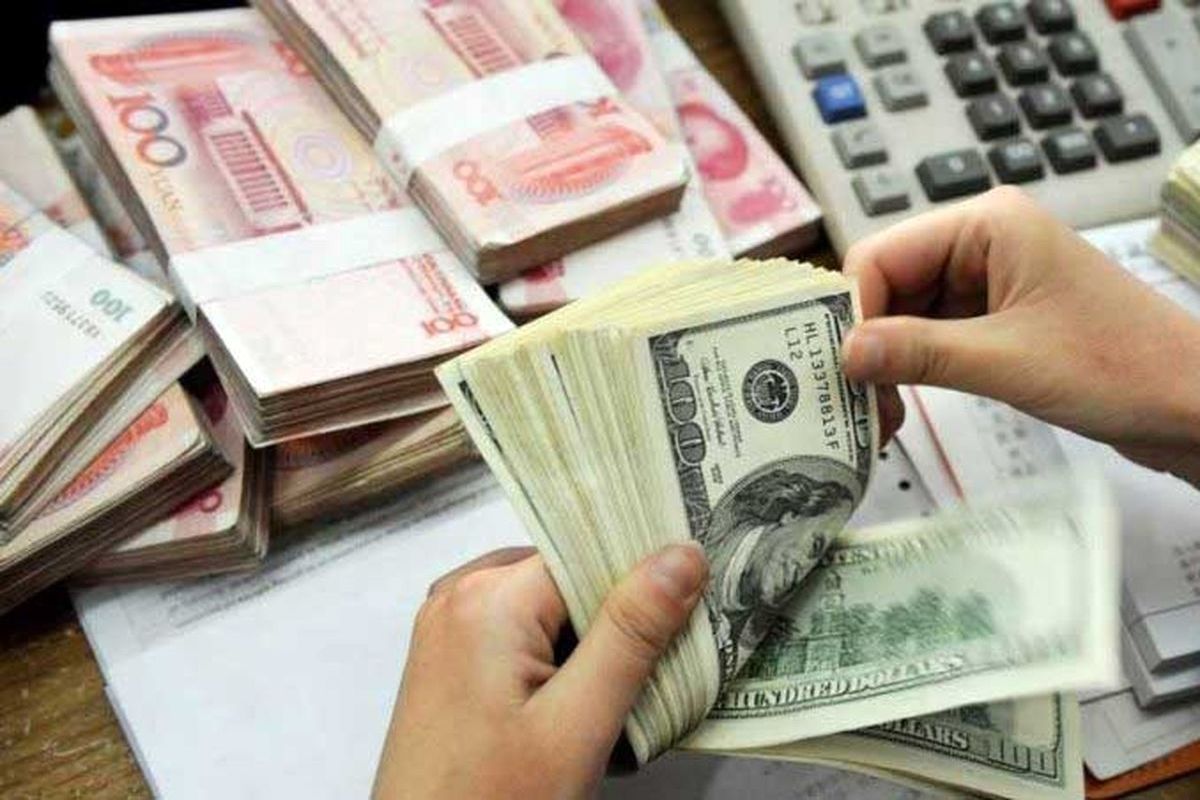 تفاوت حذف ارز ترجیحی در دولت روحانی و رئیسی