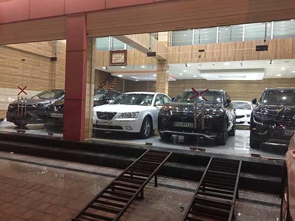 چند درصد از بنگاه‌های معاملاتی خودرو در تبریز مجوز رسمی ندارند؟