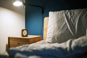 خطرات خوابیدن با چراغ روشن