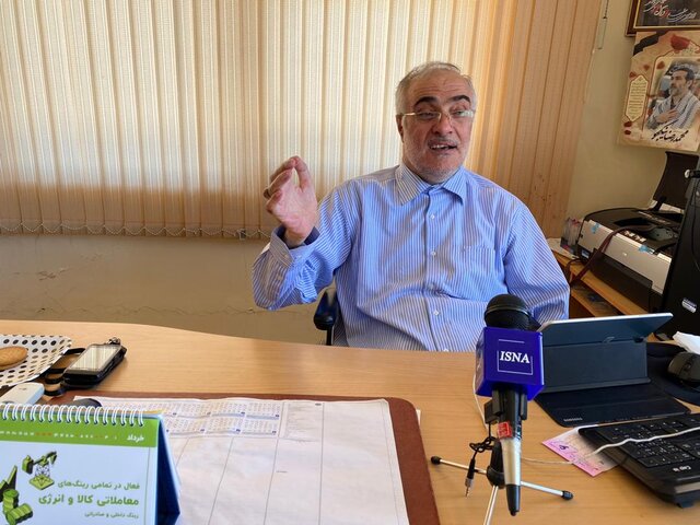 باید طبق قانون با آشوبگران برخورد شود/ دشمن به هر دروغ و شایعه‌ای دست زد