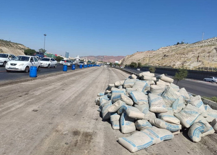 آغاز عملیات آسفالت اساسی تبادل امام علی(ع) در تقاطع اتوبان شهید کسایی و پاسداران