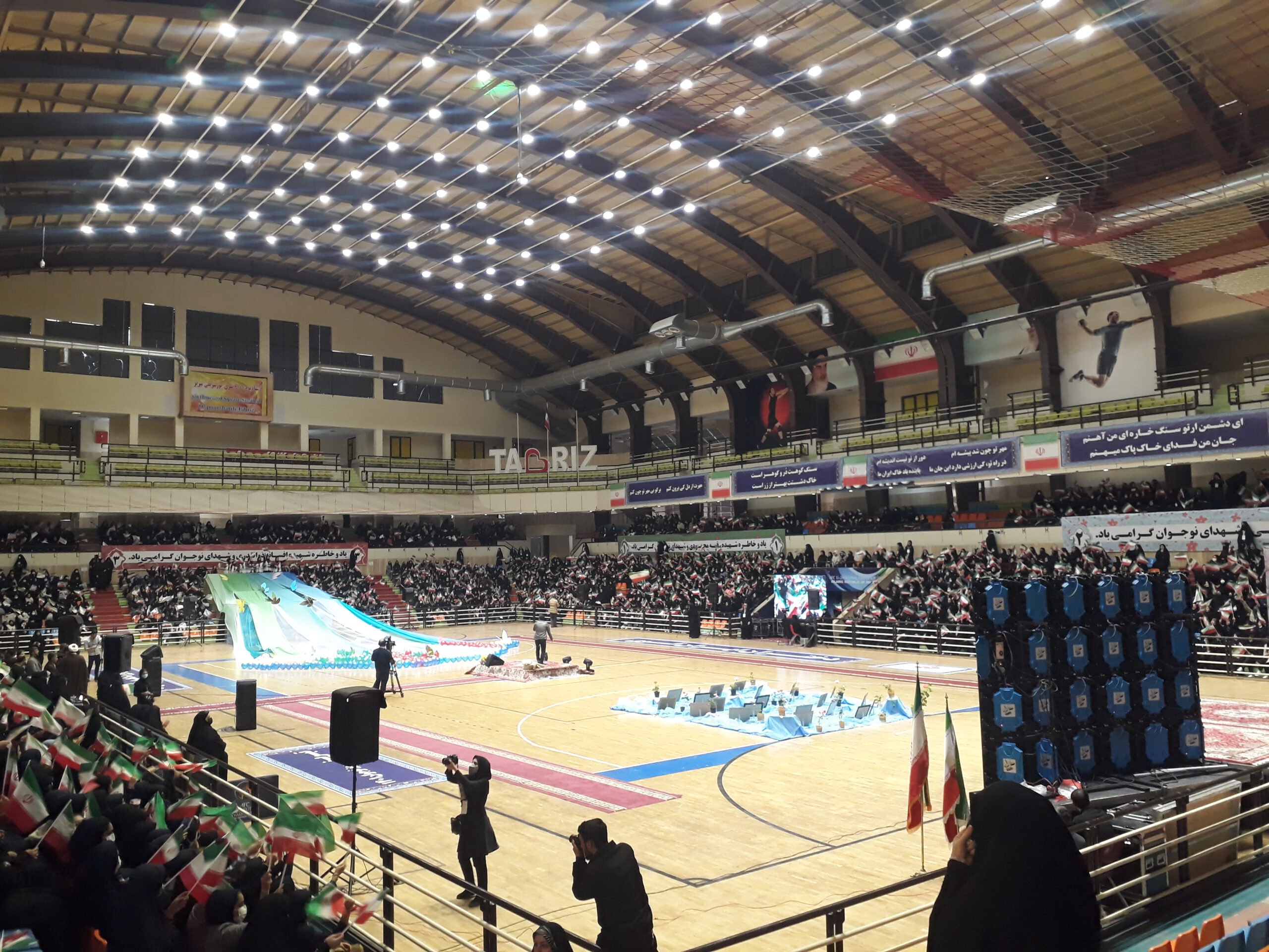 نامه‌ دختر شهید حیدری به آرتین/دختران دهه هشتادی پای کار انقلاب آمدند