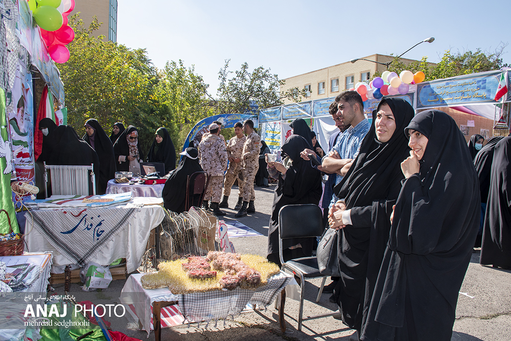 افتتاحیه نمایشگاه پایگاه های مقاومت اسوه سپاه عاشورا
