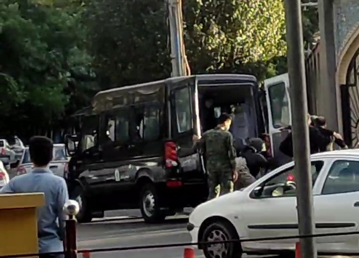 در همه جای دنیا با «لیدر اغتشاشات» برخورد می‌شود