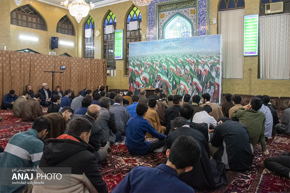 مراسم بزرگداشت شهدای حرم حضرت شاهچراغ در تبریز