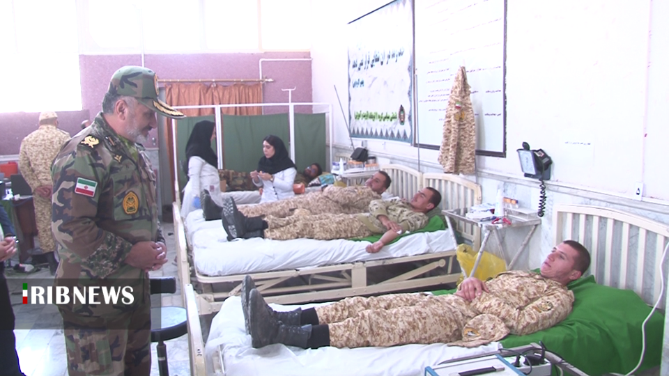 اهدای خون به همت کارکنان و سربازان ارتش در مراغه