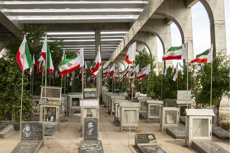 هیچ اقدامی برای تکمیل ساماندهی گلزار شهدای وادی رحمت تبریز صورت نگرفته است