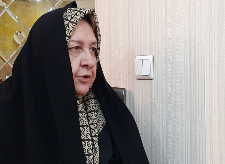 آمریکایی ها خون ایرانی ها را نجس می دانستند!/ در غیاب اندیشه درست، «اینترنشنال» و «من و تو» خوراک فکری جوانانمان می شوند