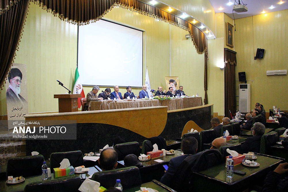 نشست استاندار با اصحاب رسانه