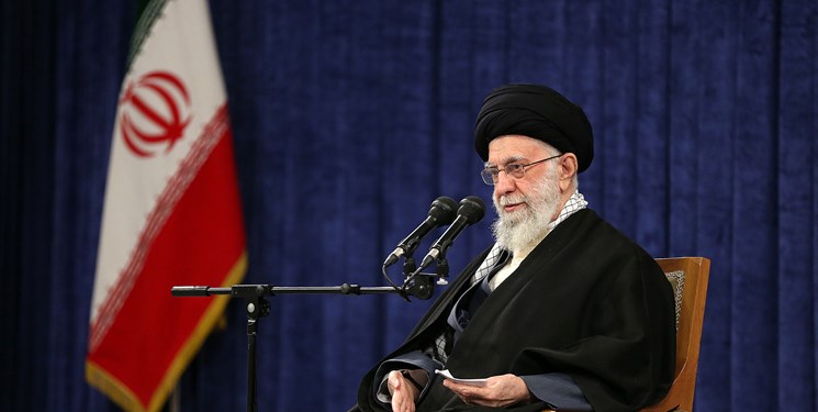 رهبر انقلاب: علما جهاد تبیین را جدی بگیرند/ از شبهه نباید رنجید، شبهه‌ها مثل این تحریم‌هاست؛ ما را وادار می‌کند بیشتر فکر کنیم