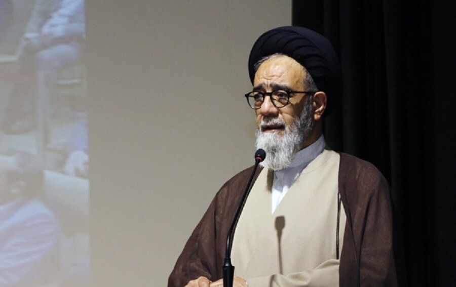 تیپ متفاوت جوانان هیچ اشکال دینی و شرعی ندارد/ بدسلیقه نباشیم