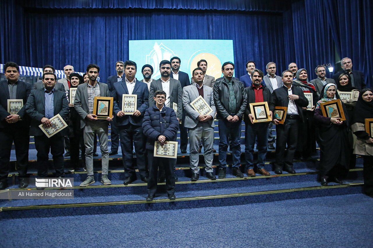 شناخت نفرات برتر جشنواره منطقه ای مطبوعات در تبریز