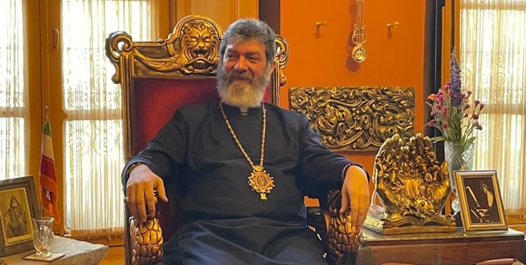 خلیفه کل ارامنه آذربایجان: برگزاری مراسم‌های مذاهب در ایران بدون هیچ محدودیتی است