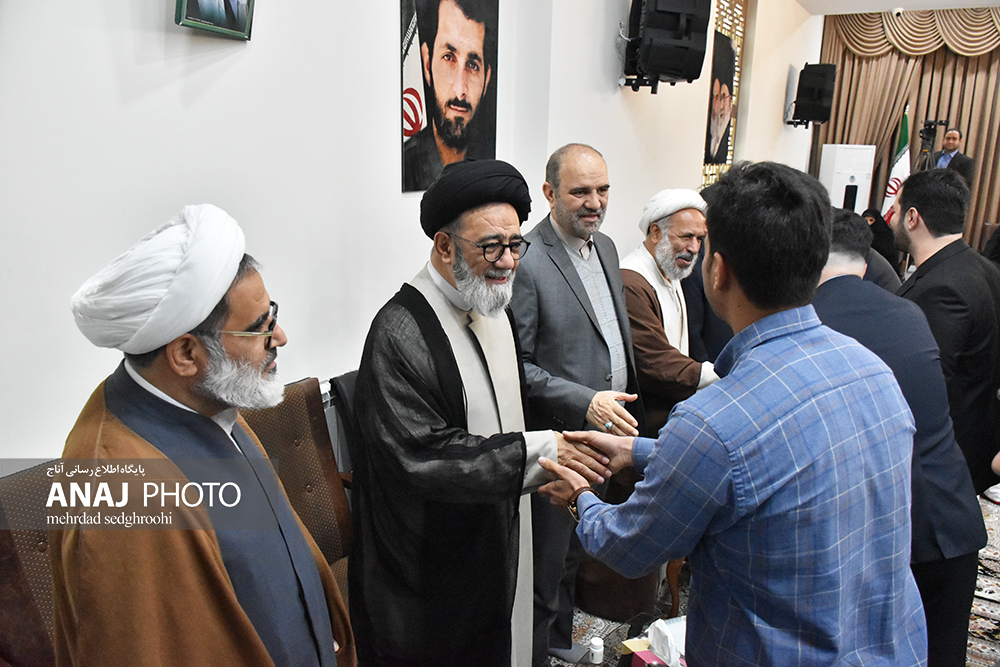 دیدارهای نوروزی نماینده ولی فقیه و استاندار آذربایجان شرقی