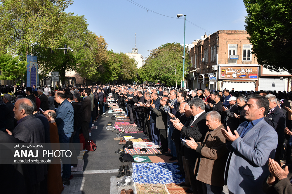 اقامه نماز عید سعید فطر در تبریز