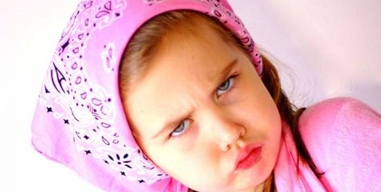 چکار کنیم کودک‌مان «تیتیش مامانی»بار نیاید؟