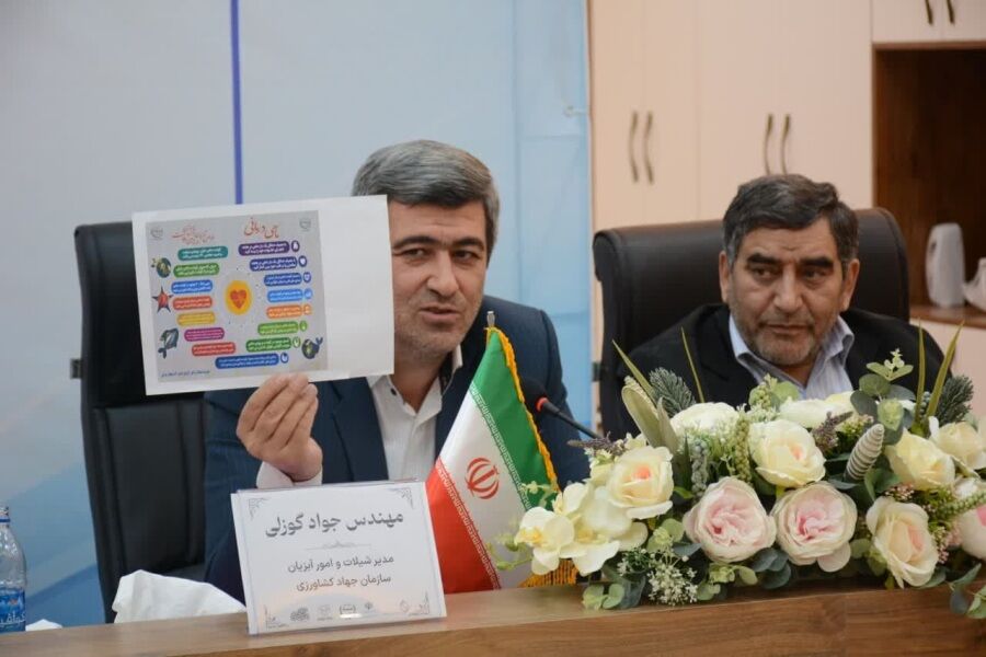 تولید کیف و کفش دست‌دوز از پوست ماهی قزل‌آلا در آذربایجان‌شرقی