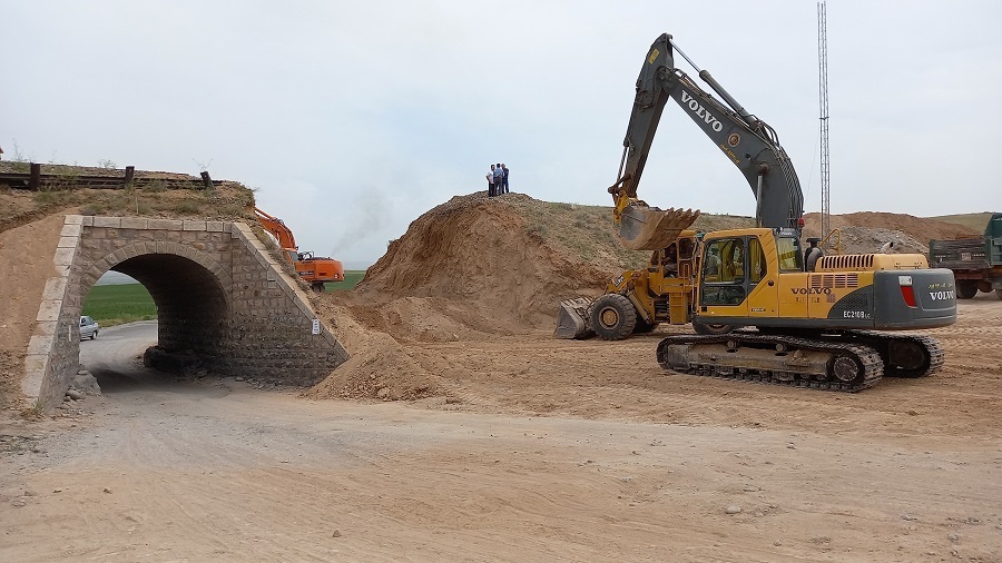 بازگشایی مسیر راه آهن شمال غرب در مراغه