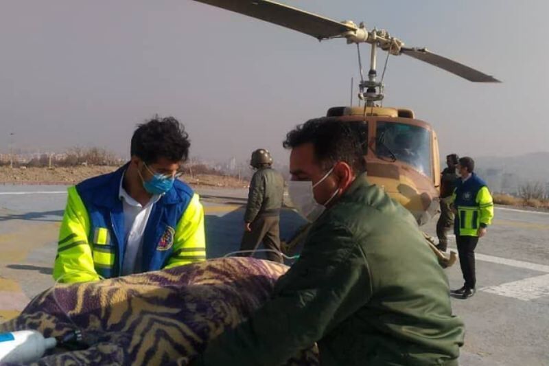 ۲۰ مصدوم برخورد اتوبوس با سمند اورژانس هوایی تبریز را به پرواز درآورد