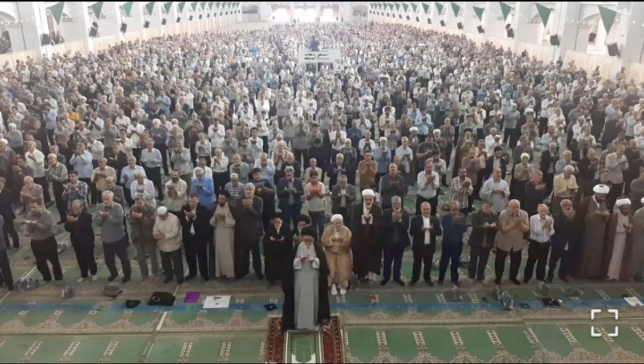 فیلم/ اقامه عید عبودیت در تبریز