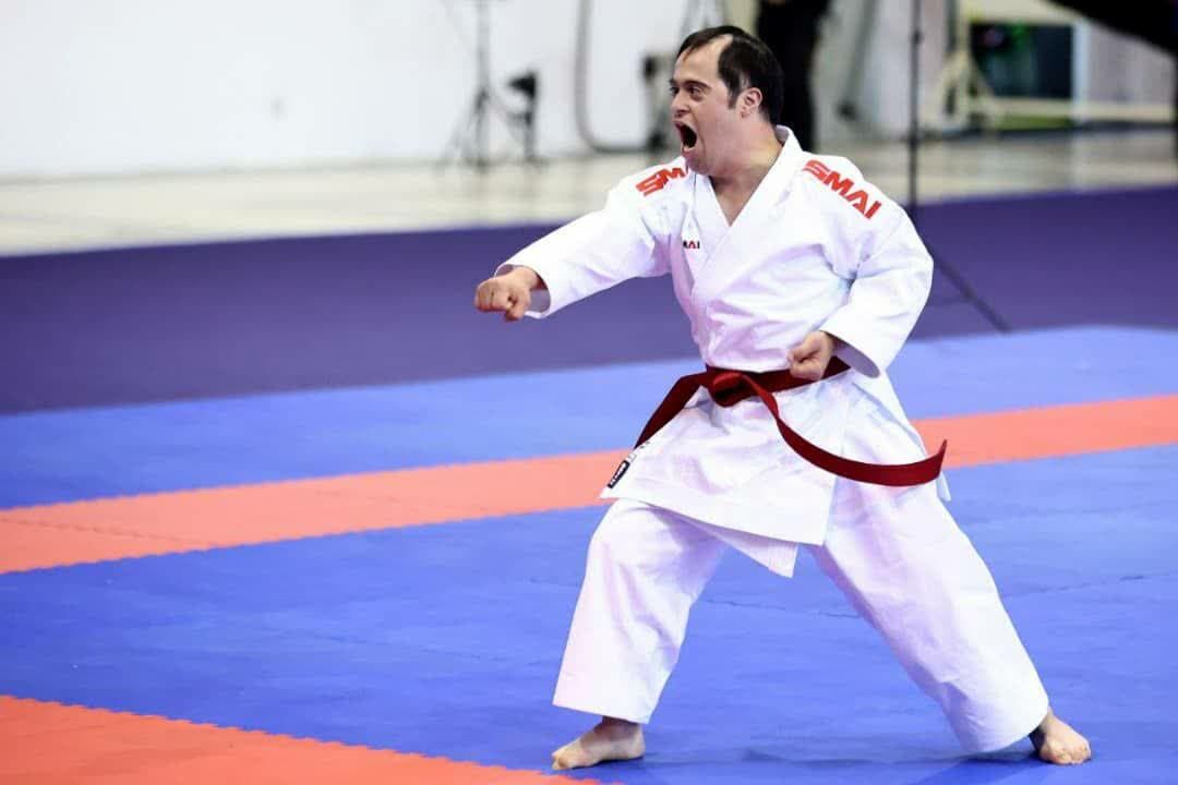 قهرمانی که با رفتارش همه را شیفته خود کرد