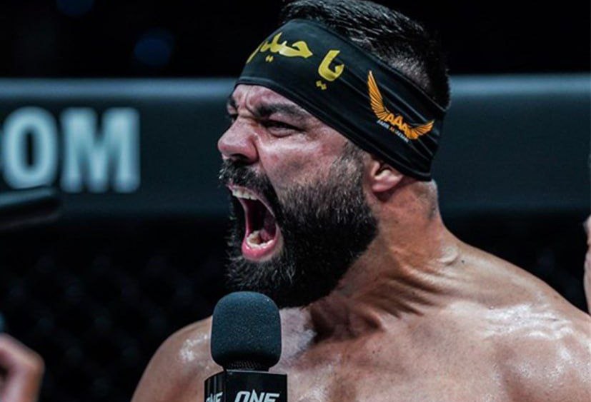 علی اکبری حریف کانادایی را در ۲ دقیقه ناک‌اوت کرد