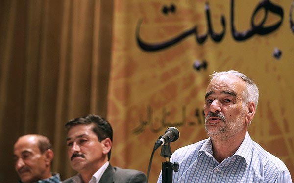 برای جذب به بهائیت قرآن و تفسیر نهج البلاغه را یاد گرفتم