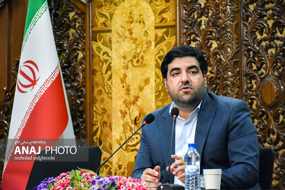 مقبره‌الشعرا باید به یکی از محورهای ادبیات ایران و جهان تبدیل شود