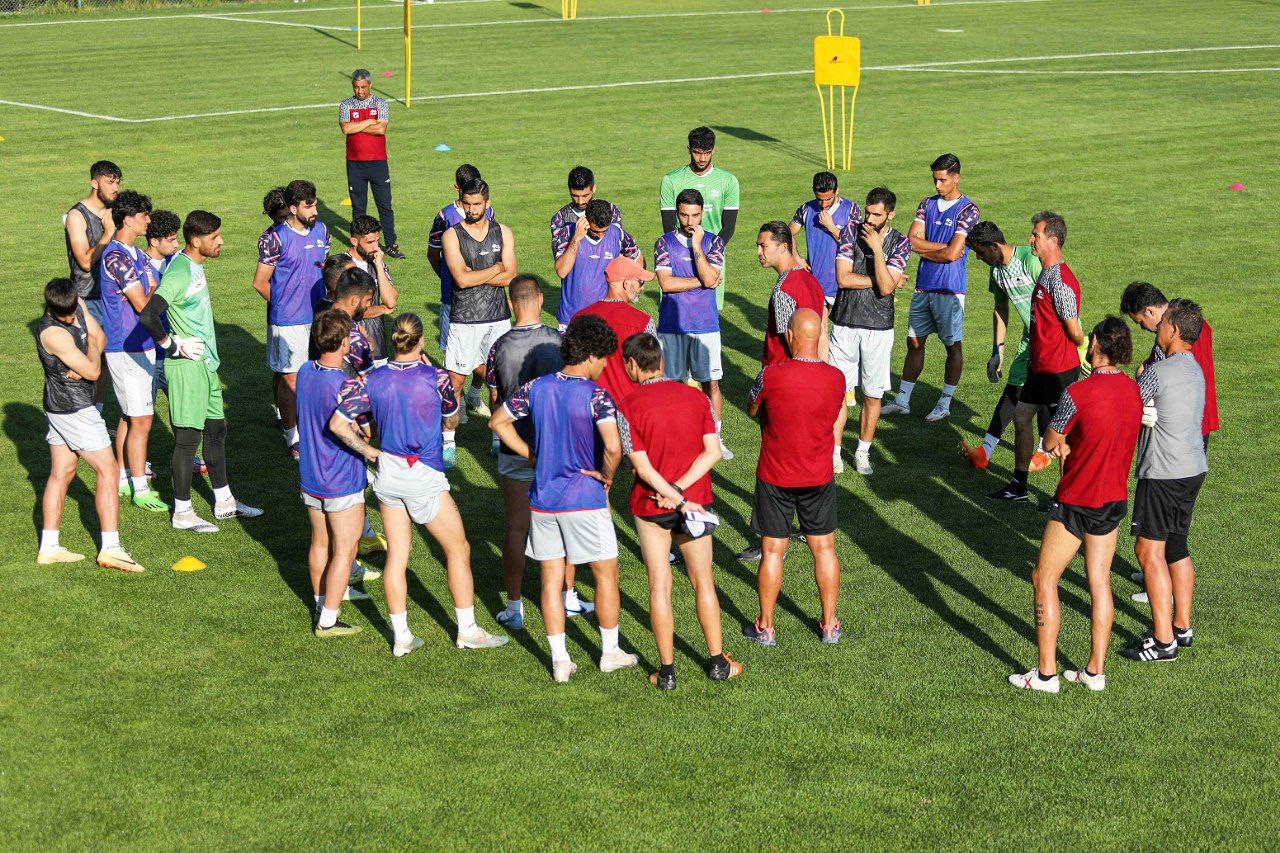 پیگیری تمرینات شاگردان خمز در سه نوبت/ زمان بازگشت تراکتور مشخص شد