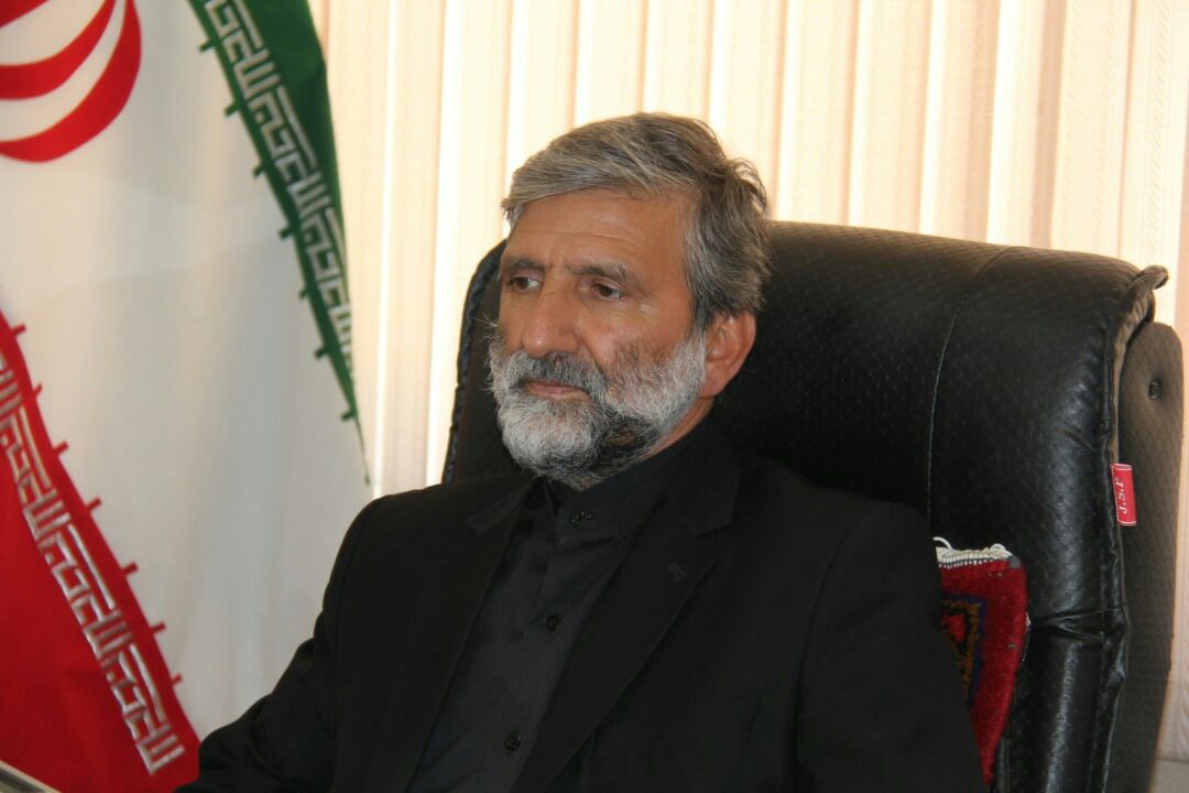 آقای همیشه رئیس از چاله به چاه افتاد!