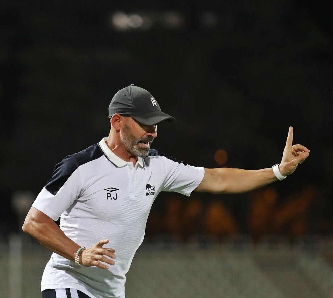 خمز: بازیکنان باکیفیتی جذب کردیم/ فشار قهرمانی به نفع تراکتور نیست