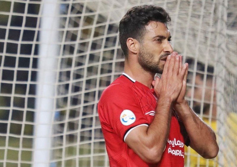 کاپیتان تراکتور به سیم آخر زد: حاشیه بس است، اینجا ایرانی و خارجی نداریم