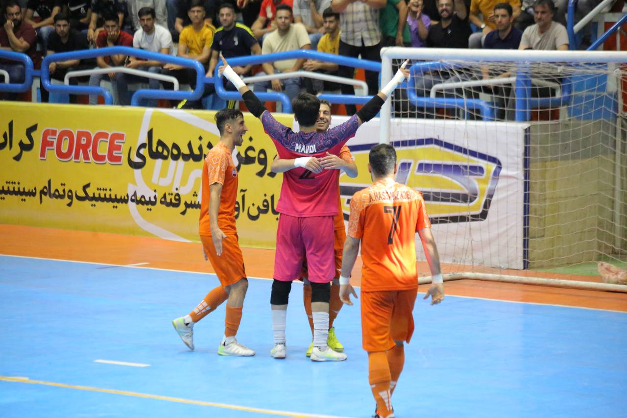 قدرت‌نمایی مدافع قهرمانی در الوند/ مس سونگون، کراپ را ۶ تایی کرد