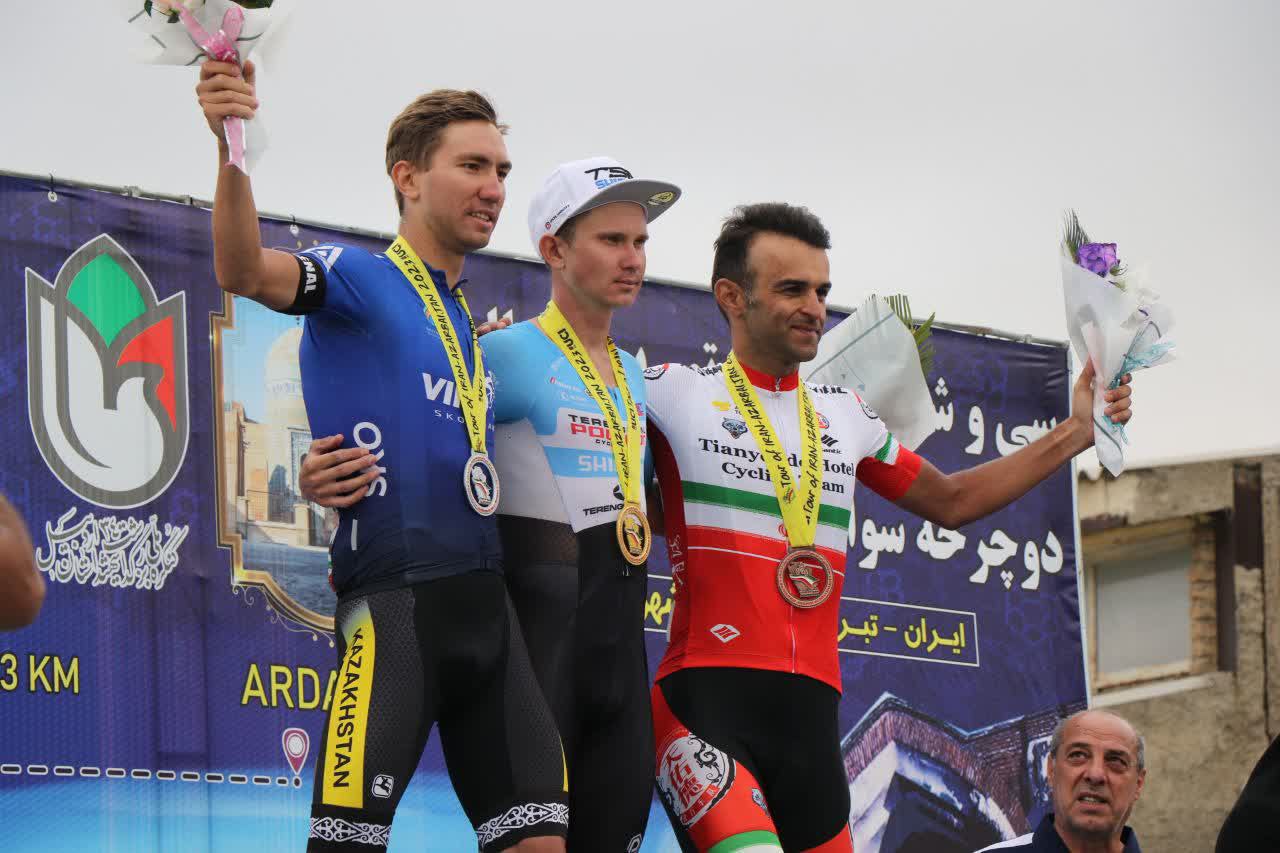 عنوان سومی رکابزن تبریزی در مرحله چهارم/ صاحب پیراهن طلایی عوض شد