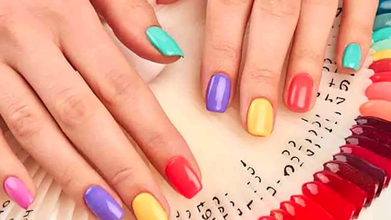 «دینداری گزینشی» با کلاه شرعی بر سر ناخن‌کاران