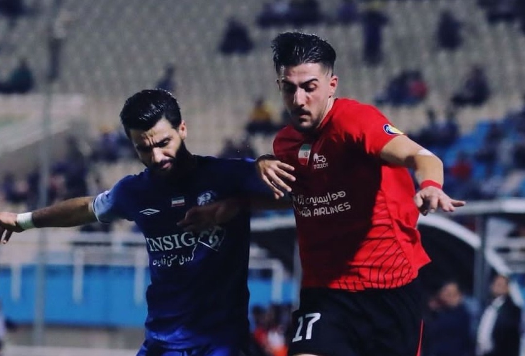 تحقق یک پیش‌بینی در مورد جوان اول تراکتور