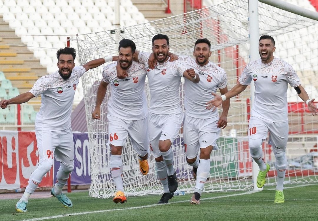 مس سونگون سومین برد متوالی‌اش را جشن گرفت