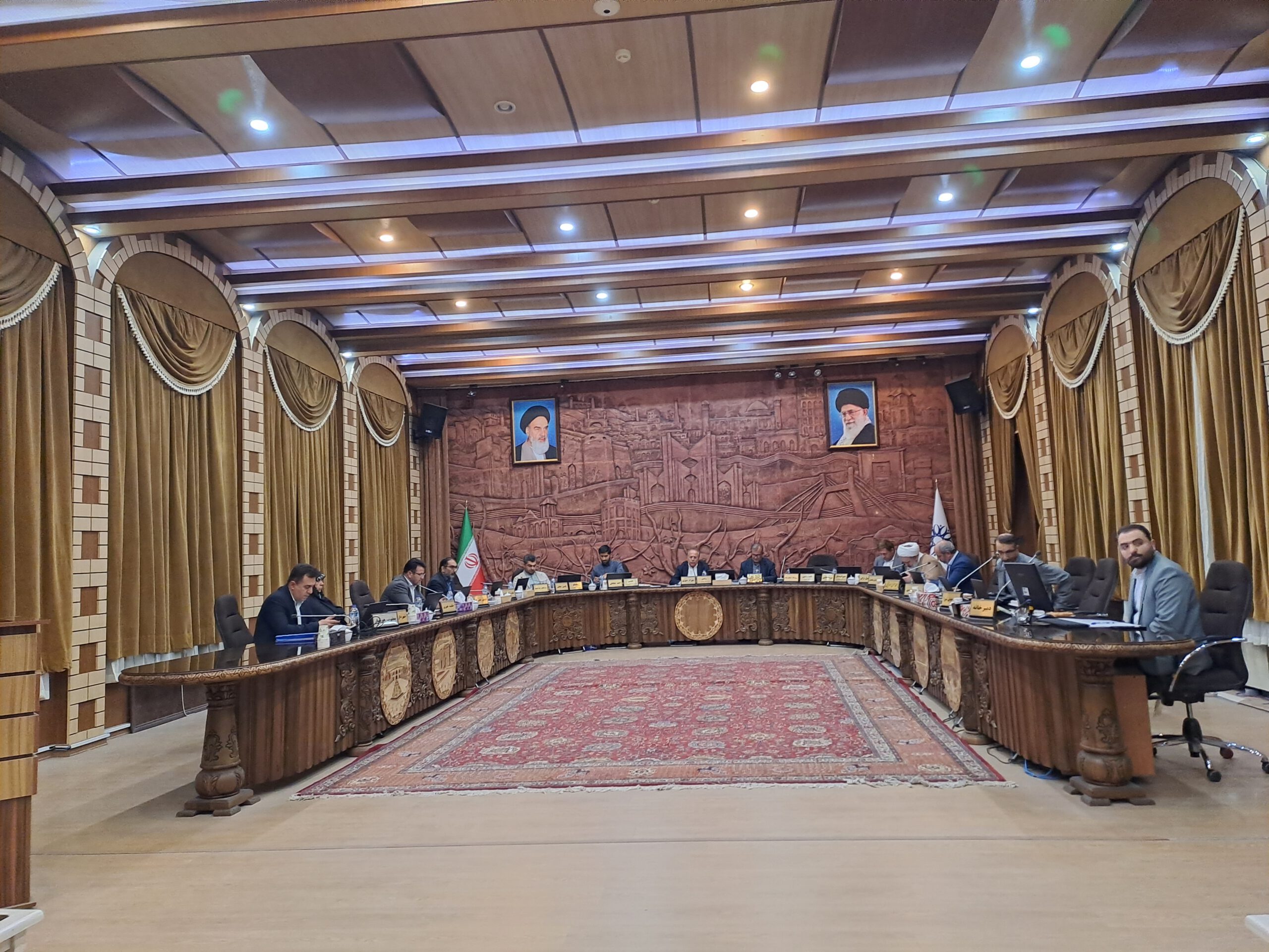 شهرداری باید برادری‌اش را ثابت کند!