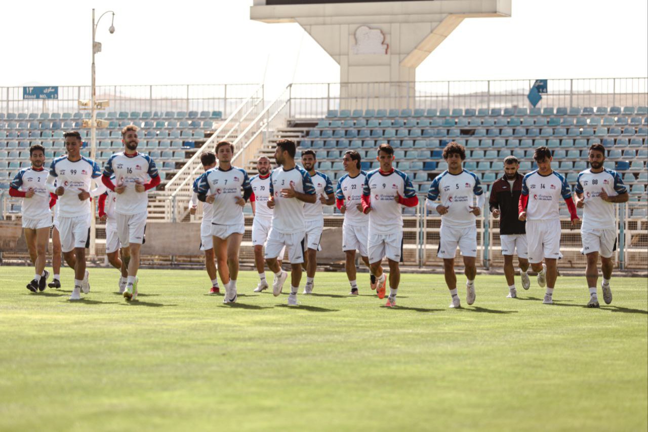 پیگیری تمرینات تراکتور در غیاب پاکو خمز