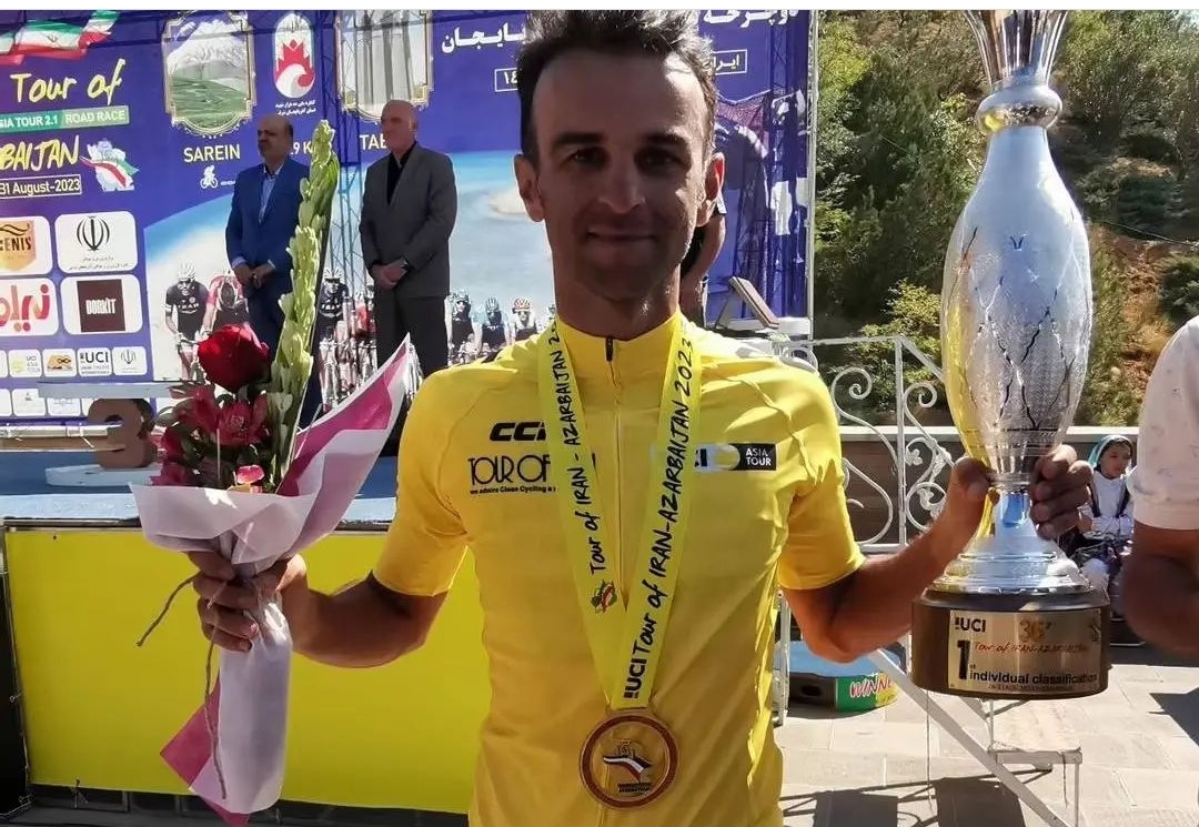 رکابزن تبریزی در جمع فاتحان تور ایران – آذربایجان