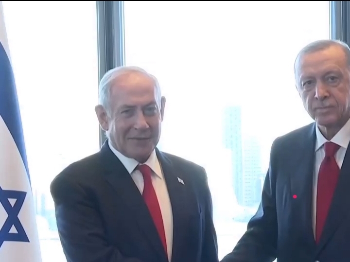 حاشیه‌ای بر نخستین دیدار نتانیاهو و اردوغان +فیلم