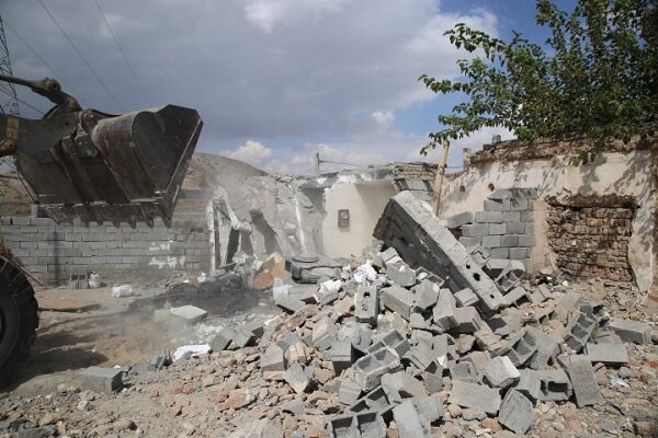 اجرای حکم تخریب واحدهای غیرمجاز کوی صنایع کارگاهی شهید مدنی