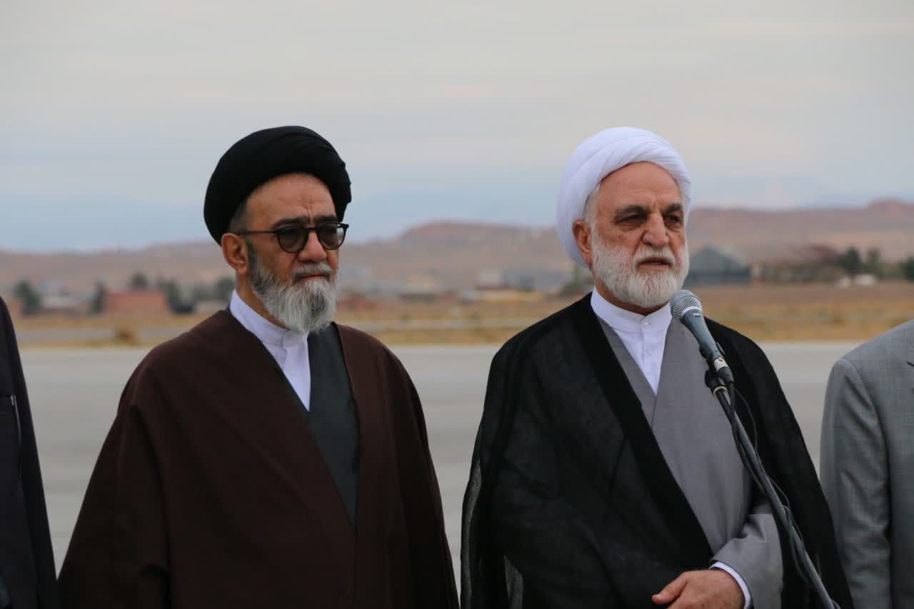 با زالوصفتانِ اقتصادیِ توزیع دارو برخورد شود