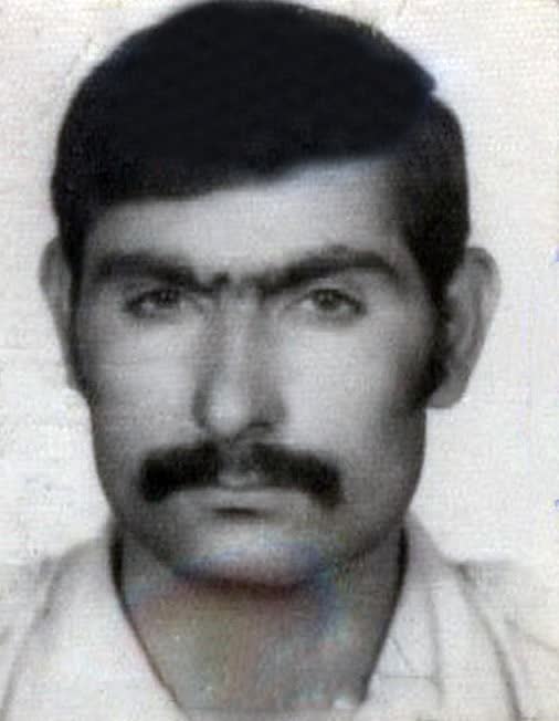 همیشه گوش به فرمان رهبر باشید