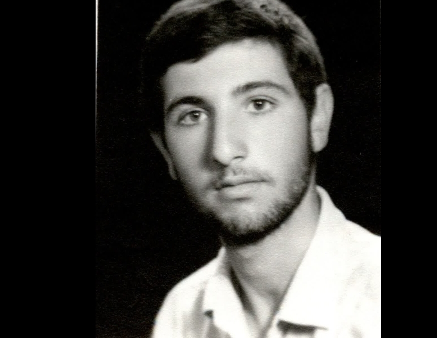 مبادا دین را در مقابل دنیا سر ببرید