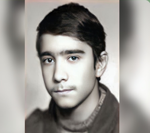 افتخار می‌کنم که خانواده‌ام مذهبی و فقير بوده است