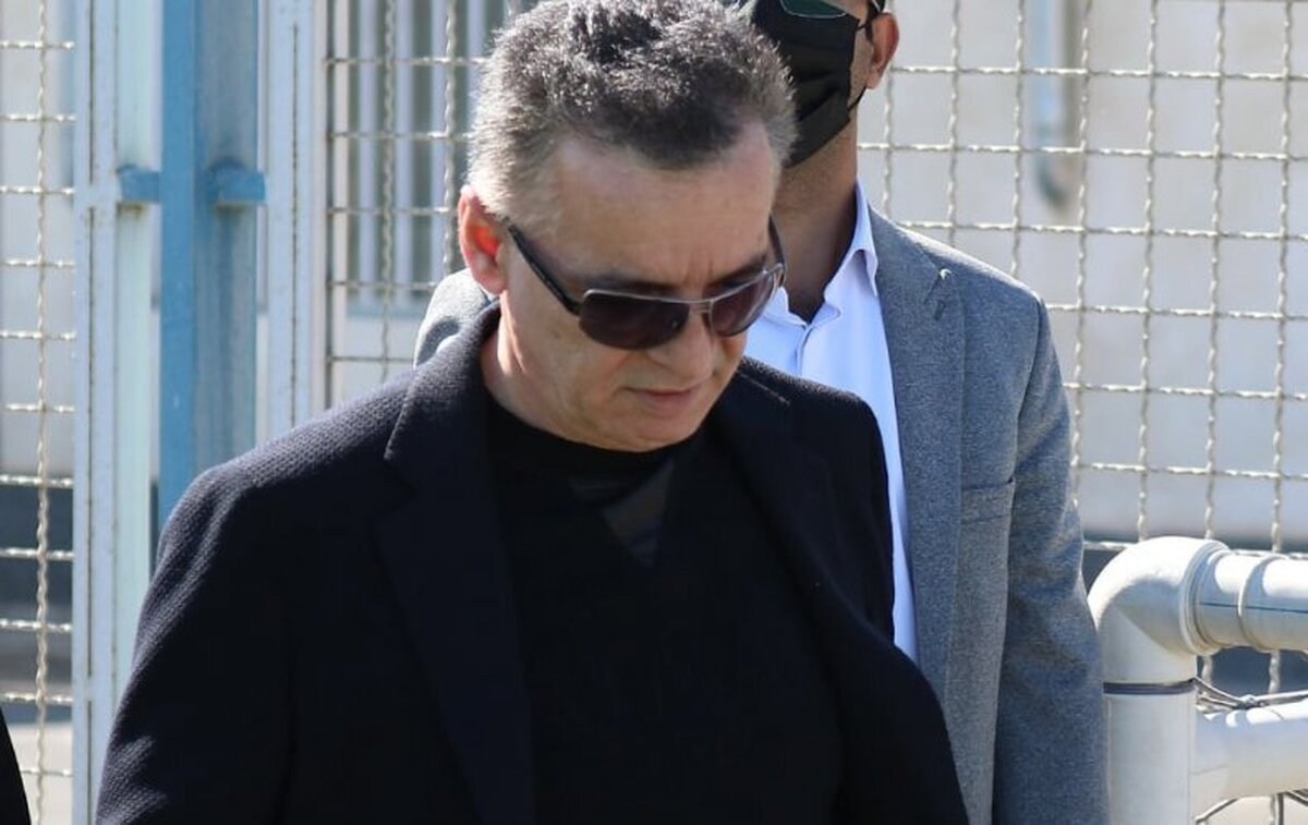 زنوزی و اعتبار از دست رفته