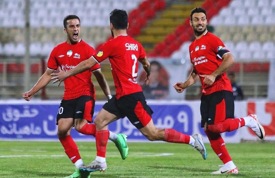 کامبک خانگی تراکتوریها برای شکار قو