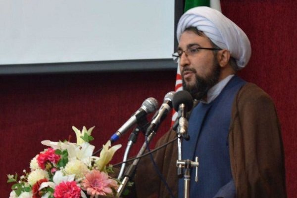 امام رضا(ع) جلوه‌ای از وحدت را رقم زده است